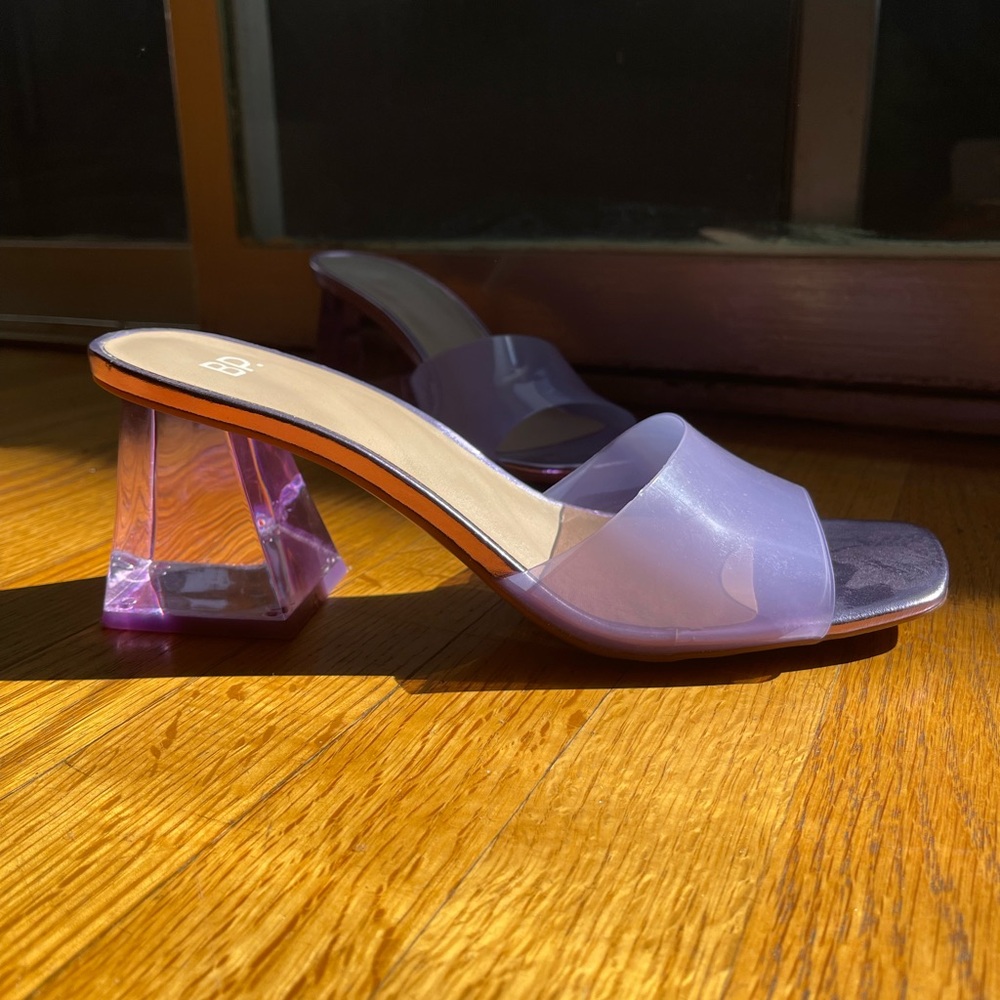 BP Acrylic Slide Sandal Heels in Lavender/Lilac Purple size W10